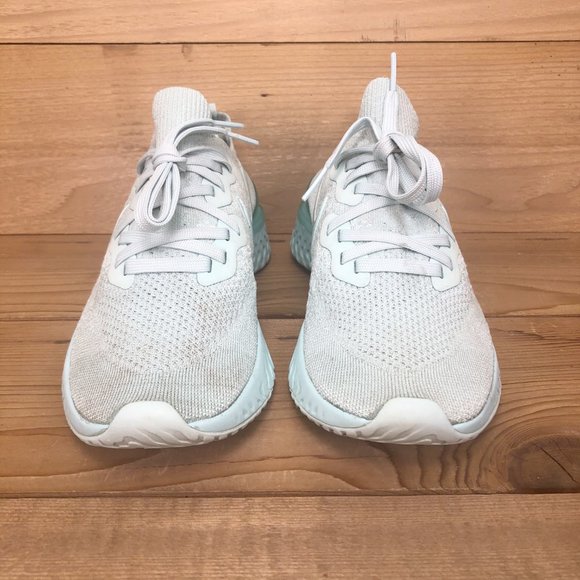 Women's Nike Epic React Flyknit running shoes - Picture 3 of 9